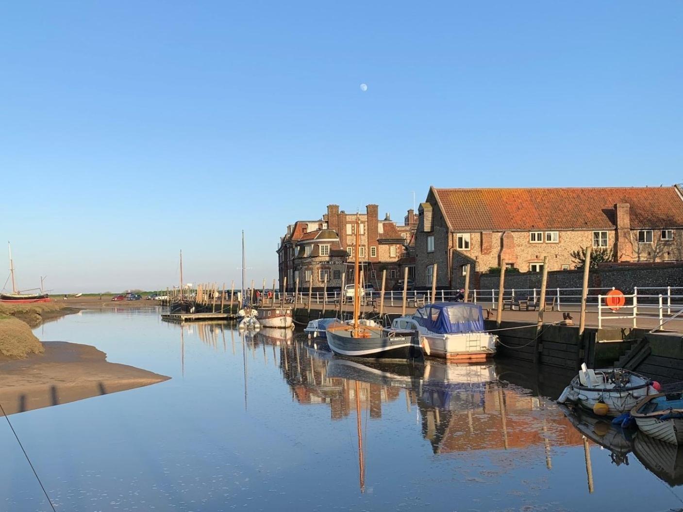 Saltkettle In Blakeney, Sleeping 12 In 5 Bedrooms Blakeney  Esterno foto