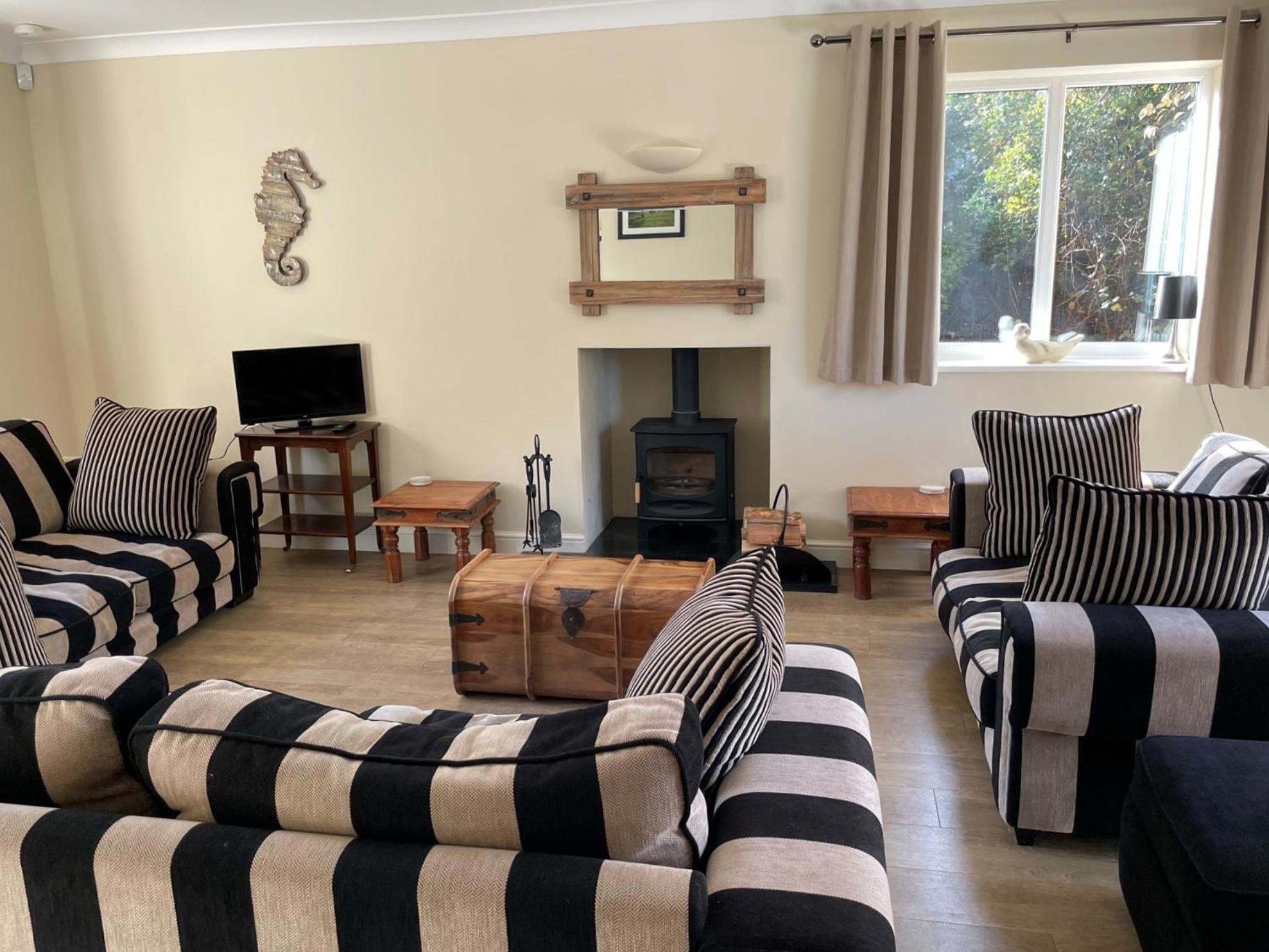 Saltkettle In Blakeney, Sleeping 12 In 5 Bedrooms Blakeney  Esterno foto