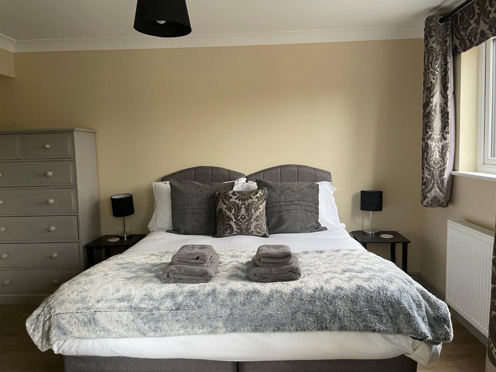 Saltkettle In Blakeney, Sleeping 12 In 5 Bedrooms Blakeney  Esterno foto